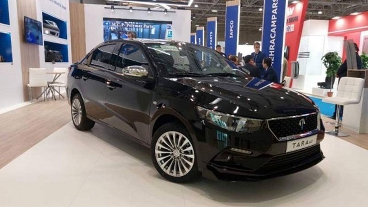 صادرات خودرو به روسیه به بن بست خورد صادرات خودرو به روسیه به بن بست خورد