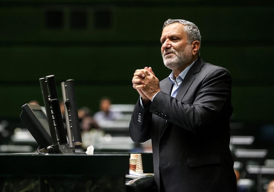 کارگران و بازنشستگان در انتظار رفع مشکلات کارگران و بازنشستگان در انتظار رفع مشکلات