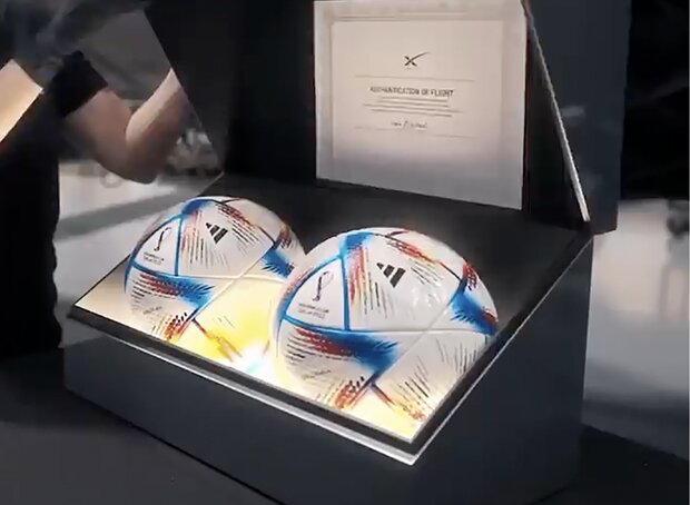 توپ های جام جهانی به فضا پرتاب شدند توپ های جام جهانی به فضا پرتاب شدند