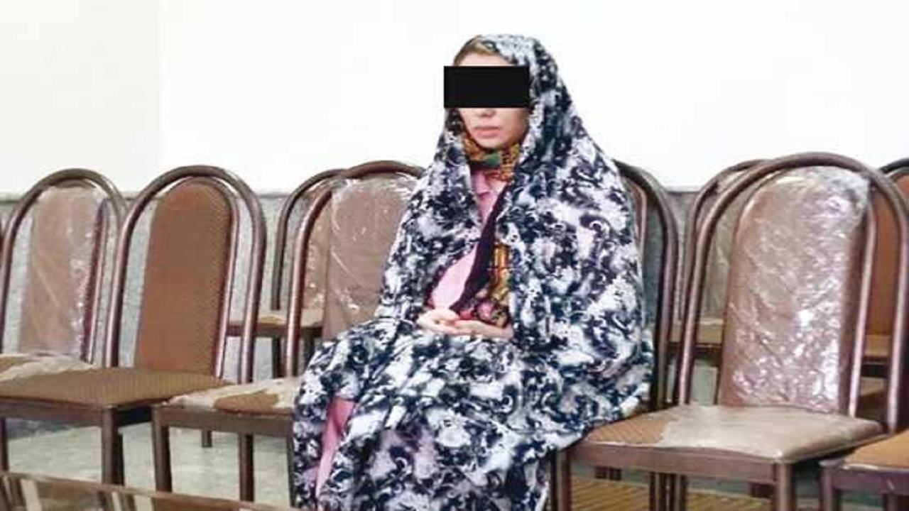 زن صراف از ۱۲ نفر کلاهبرداری کرد/ جعل عنوان صرافی برای کسب اعتماد مشتریان زن صراف از ۱۲ نفر کلاهبرداری کرد/ جعل عنوان صرافی برای کسب اعتماد مشتریان