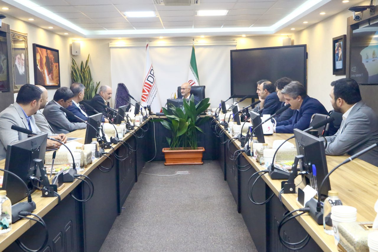 موثقی نیا: پیگیر رفع چالش های فولادسازان در دولت هستیم موثقی نیا: پیگیر رفع چالش های فولادسازان در دولت هستیم