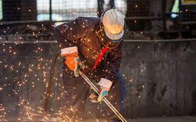 چه کسی مخالف اصلیِ تبدیل وضعیتِ کارگران شرکتی است؟ چه کسی مخالف اصلیِ تبدیل وضعیتِ کارگران شرکتی است؟