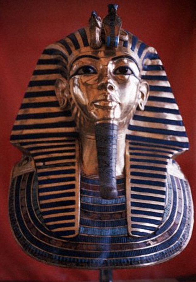 اشیای داخل تابوت فرعون (+عکس)