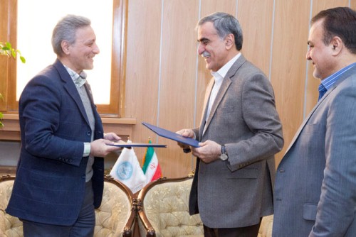 بانک‌ ملت و دانشگاه تهران تفاهمنامه همکاری امضا کردند.