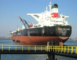 جزییات ساخت و توسعه چهار پایانه نفتی در خلیج فارس