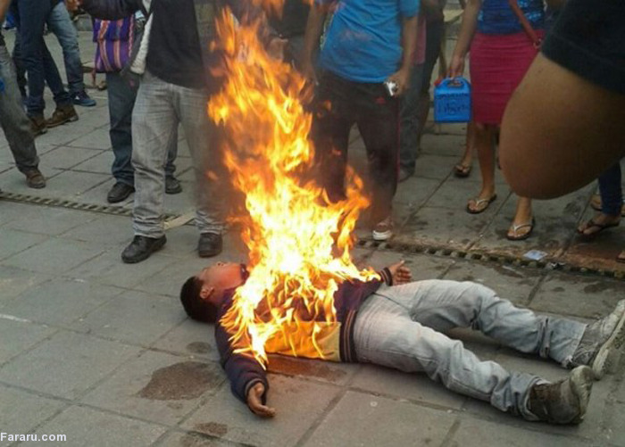 خودسوزی معترض مکزیکی (+عکس)