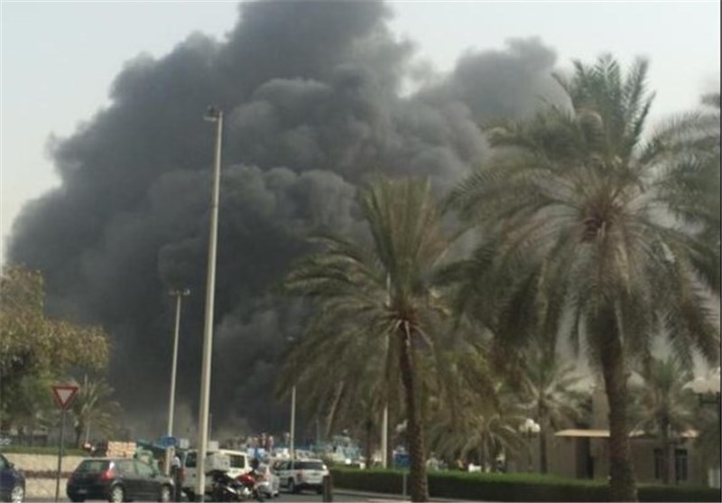 آتش‌سوزی بزرگ در ساحل دبی (+عکس)