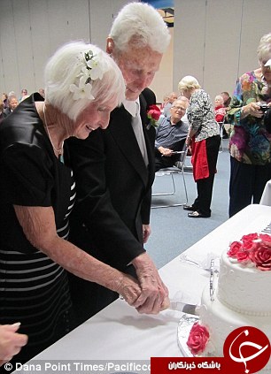 مردی که در 100 سالگی از همسرش خواستگاری کرد (+عکس)