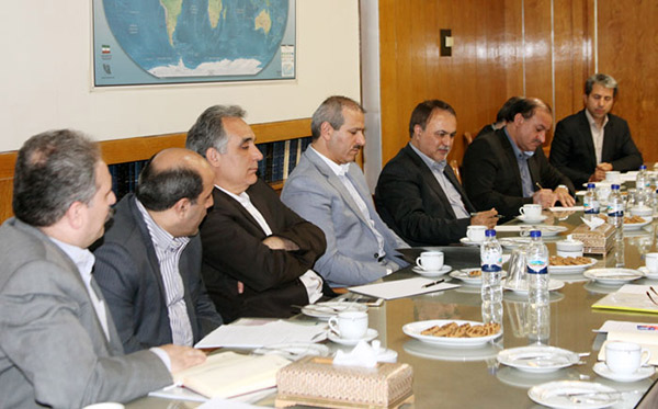 تقویت همکاری های بانک ملت و دانشگاه تهران