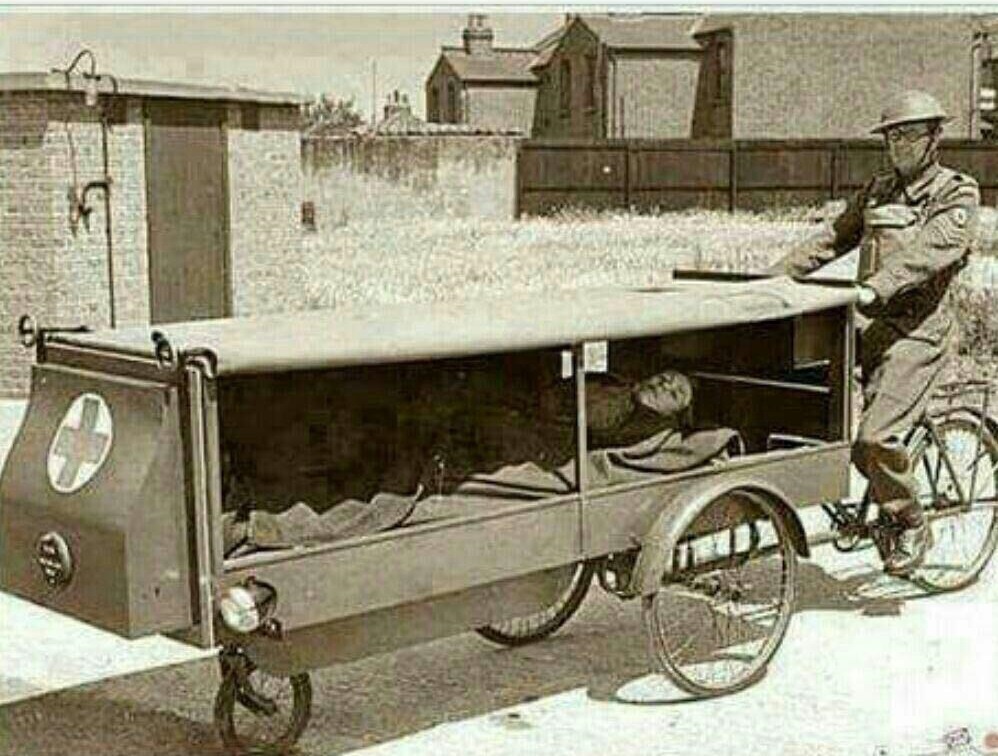 اولین آمبولانس دنیا در جنگ جهانی اول (عکس)