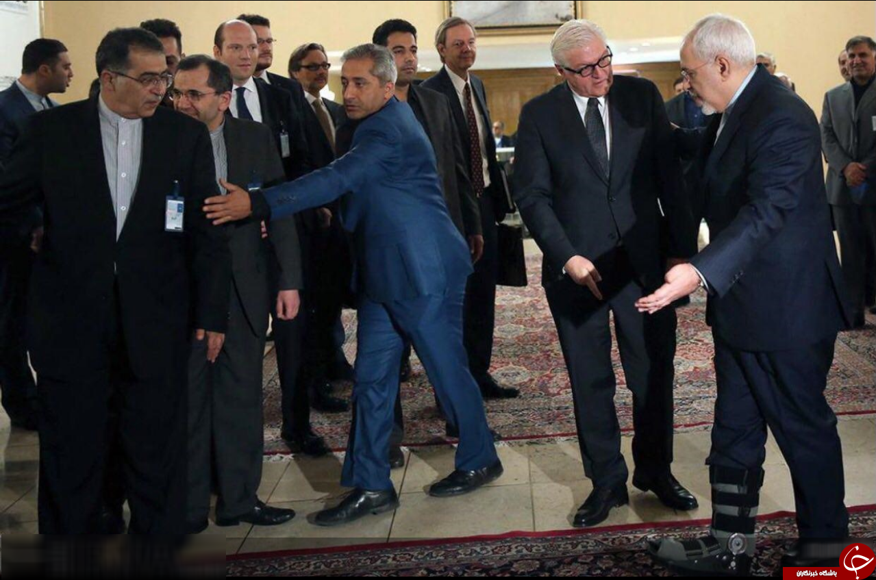 وقتی وزیر خارجه آلمان از دیدن ظریف متعجب می شود (+عکس)