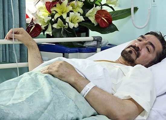محمدرحمان نظام‌اسلامی در بیمارستان (عکس)