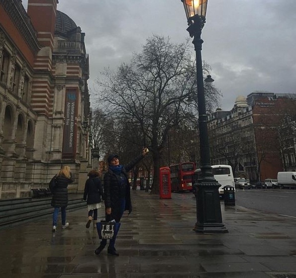 الناز شاکردوست در خیابانهای لندن (عکس)