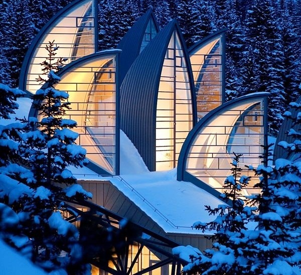 معرفی هتل های بسیار زیبا که در برف نشسته اند! (+عکس)