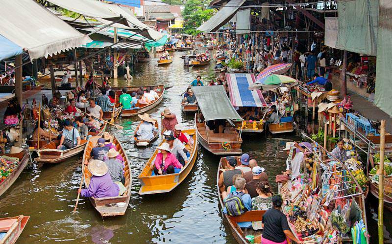 لذت خرید در بازارهای شناور تایلند (+عکس)