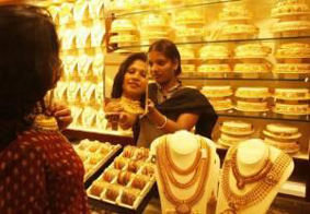واردات 900 هزار دلاری طلا از هند