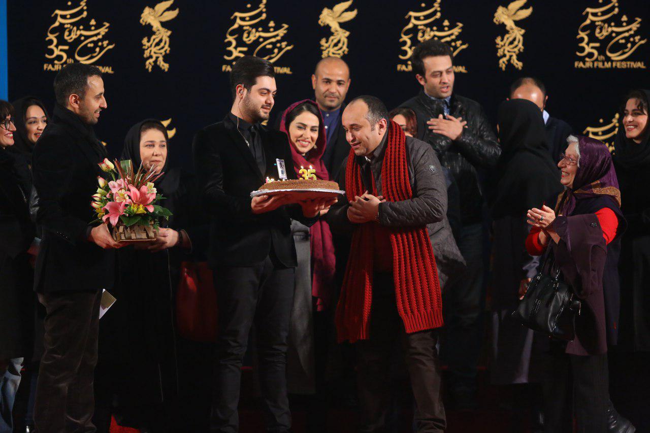 جشن تولد کارگردان فیلم «سارا و آیدا» روی فرش قرمز (عکس)