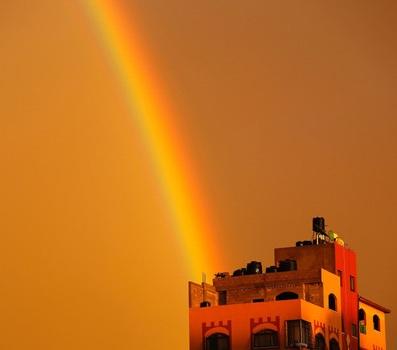 نمایی زیبا از رنگین کمان در غزه (عکس )