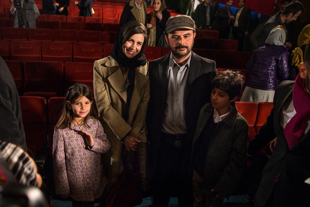لیلا حاتمی، علی مصفا و فرزندانشان در یک قاب(+عکس)