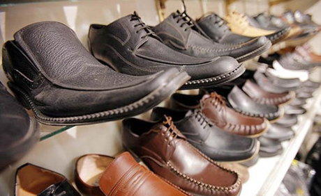 فروش بیش از 10 میلیون دلار کفش‌ خارجی در مغازه‌ها