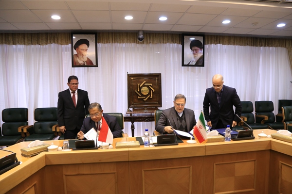 تفاهم نامه بانکی میان ایران و اندونزی امضا شد