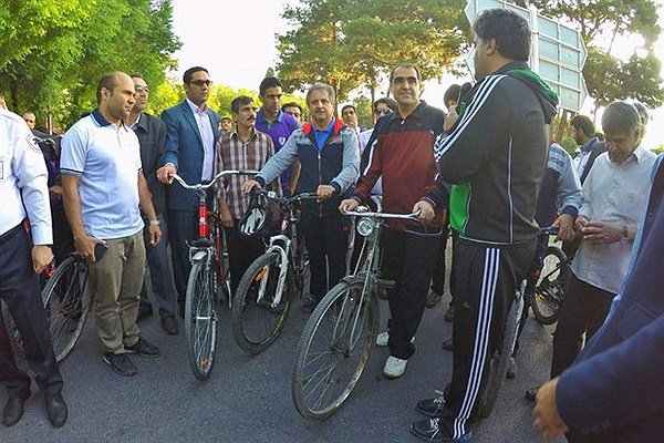 دوچرخه سواری هاشمی (عکس)