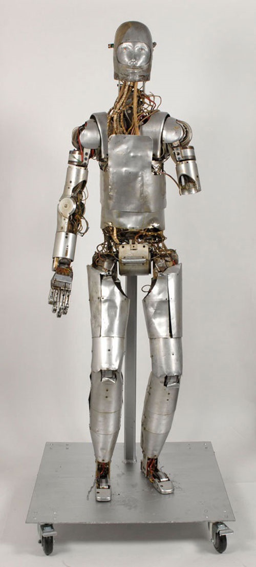 حراج آنلاین ربات ۵۰ ساله آپولو(+عکس)