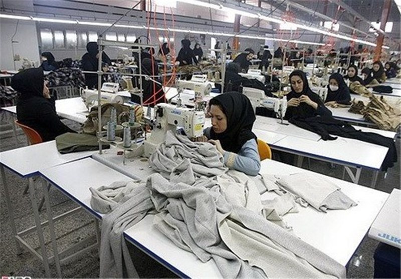 صنعت پوشاک بیش از صنایع نساجی ارز آوری برای کشور دارد