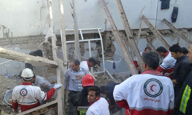 انفجار واحد مسکونی در اقبالیه قزوین(+ عکس)