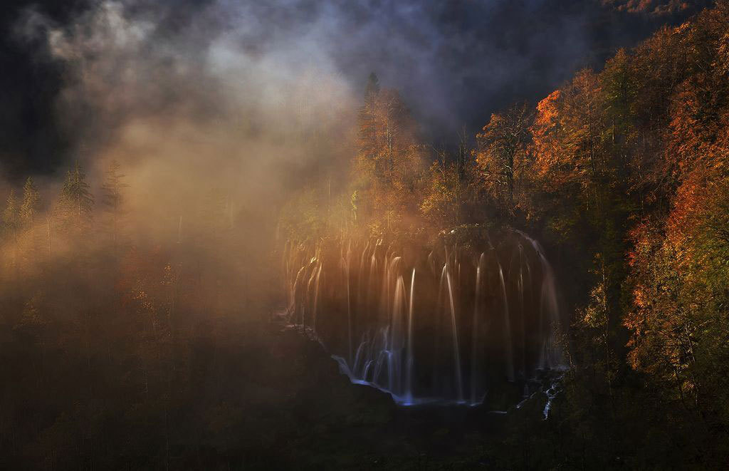 عکس روز نشنال جئوگرافیک «آبشارهای پاییزی»