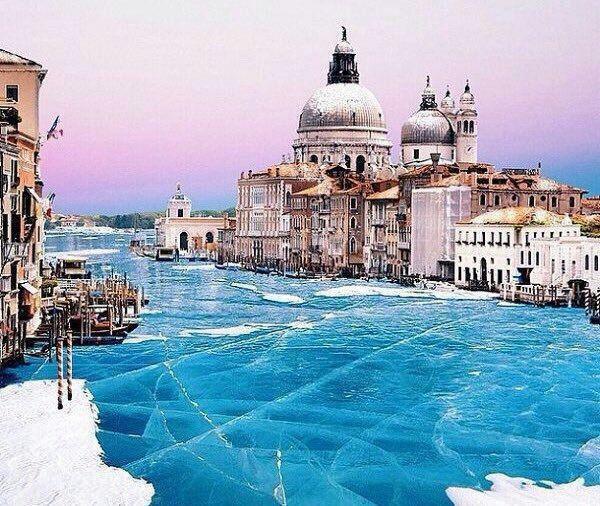 ونیز یخ زده ، ایتالیا (عکس)