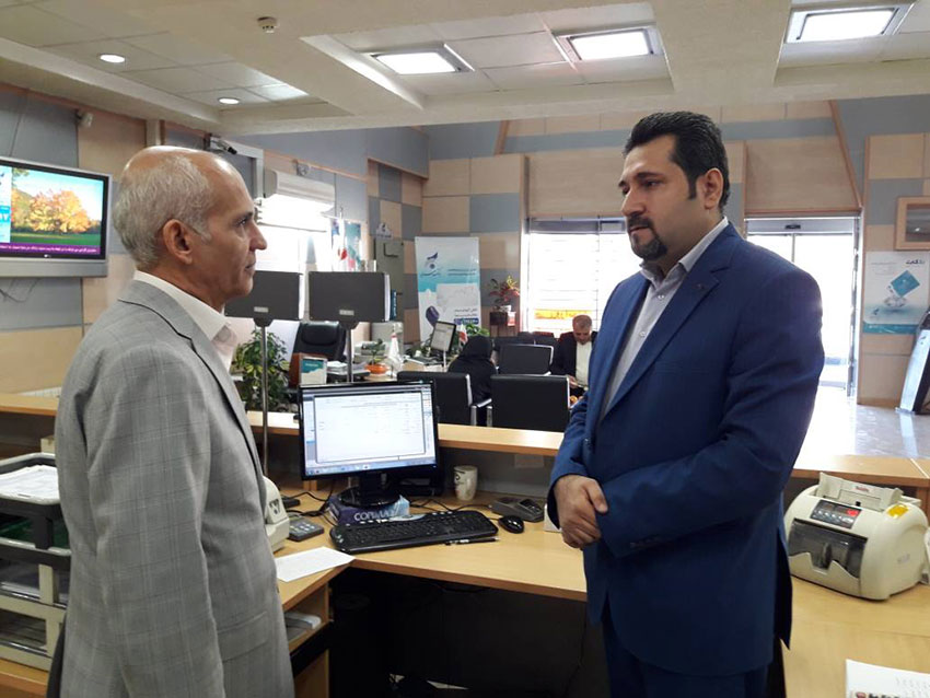 مدیرعامل بانک سرمایه در جمع همکاران شعبه شیراز