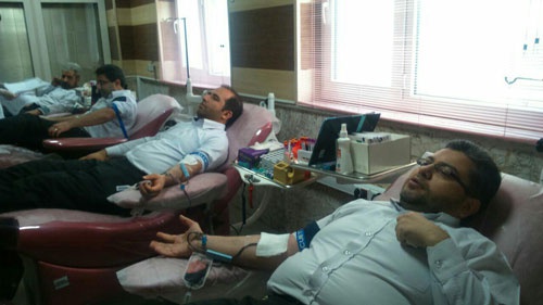 اهدای خون کارکنان بانک قوامین