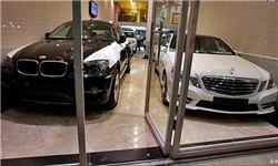 خودروهای خارجی دپو شده منتظر اعلام تعرفه‌های جدید