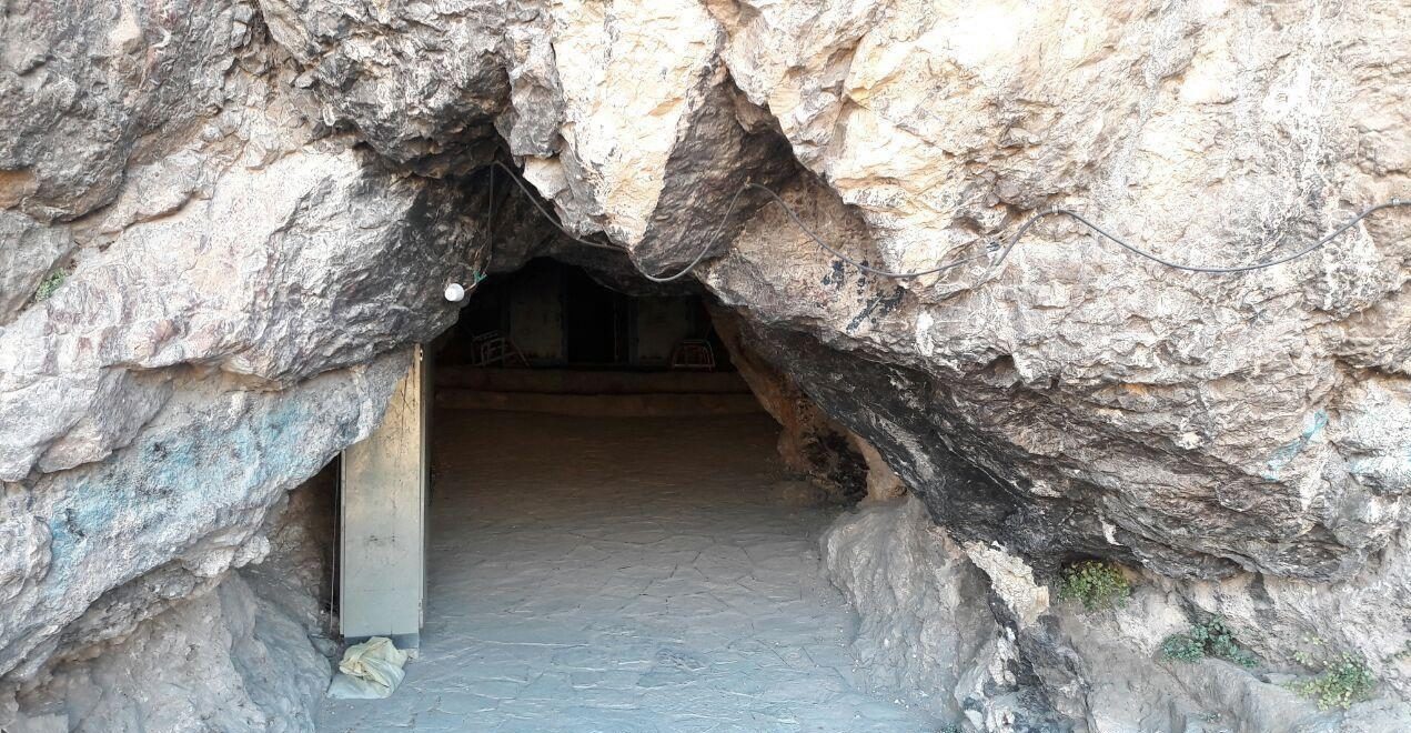 غار عجیب دربند در سمنان (+عکس)