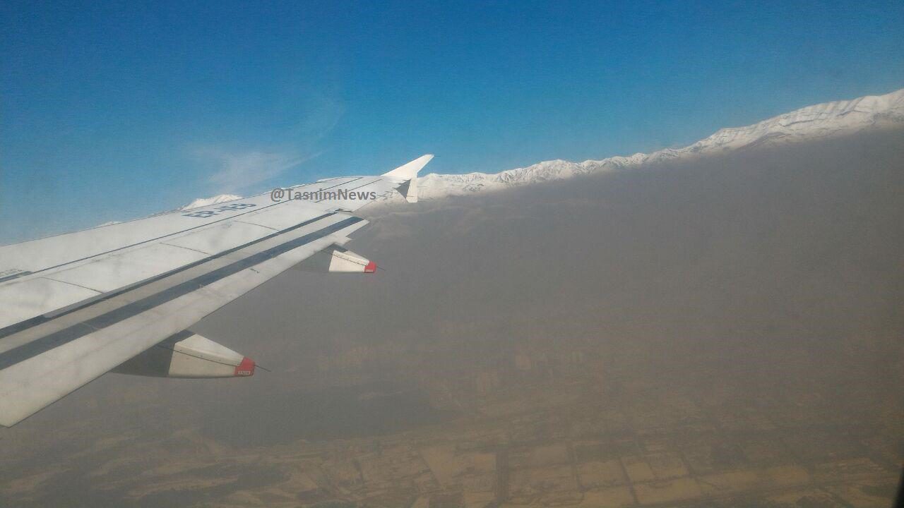 آلودگی هوای تهران از پنجره هواپیما (عکس)