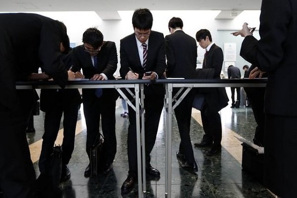 ژاپن به کارگر نیاز دارد/طرح اشتغال «شینزوآبه» جواب داد