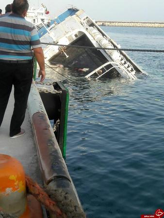 علت غرق شدن کشتی دنا در کیش، اعلام شد (+عکس)