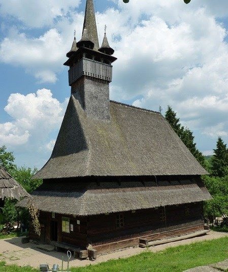 کلیساهای جالب چوبی در رومانی (+عکس)