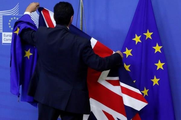 انگلستان در مذاکره ضعیف است؛ سیاست‌ها را کپی‌پیست می‌کند