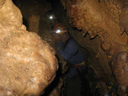 غار سُم دومین غار خطرناک ایران
