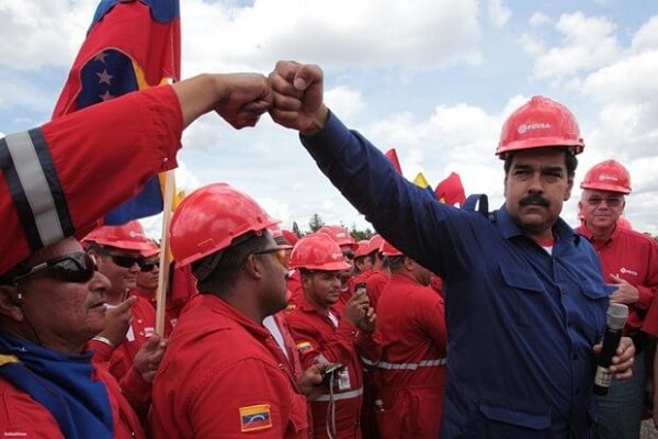 وابستگی 13 هزار پمپ بنزین آمریکابه نفت ونزوئلا