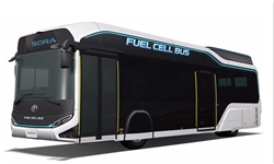 تویوتا اتوبوس برقی هیبریدی می‌سازد