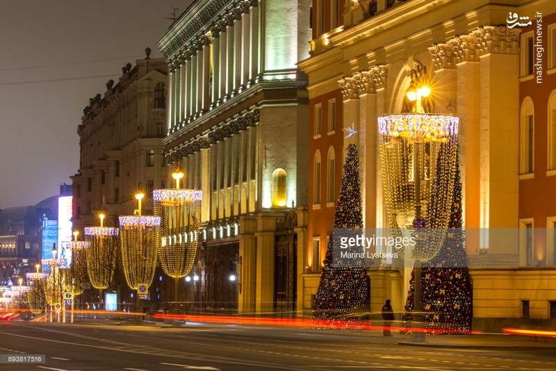 خیابان‌های مسکو در آستانه کریسمس (+عکس)