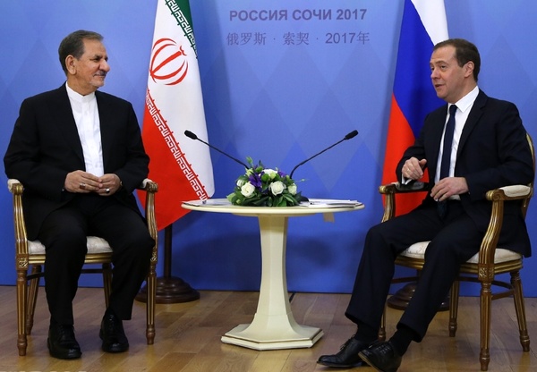 مدودیف: همکاری‌های دوجانبه ایران و روسیه گسترش می‌یابد