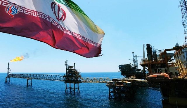 کاهش100 هزار بشکه‌ای تولید نفت ایران پس از تحریم‌ها