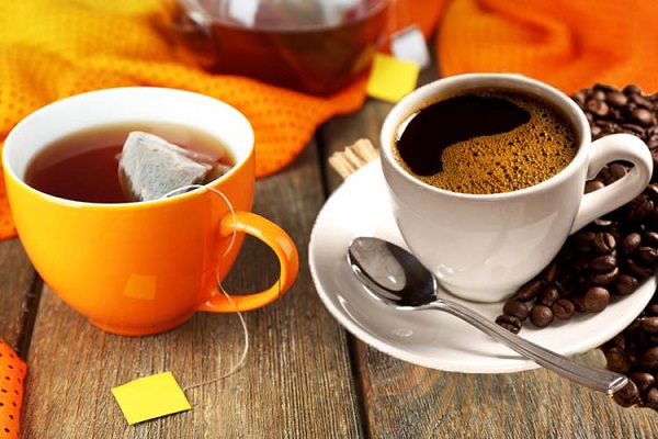 کاهش ریسک سکته با نوشیدن روزانه سه فنجان قهوه و چای