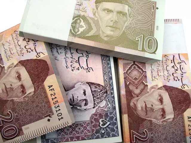 برای سومین بار ارزش پول پاکستان کاهش یافت
