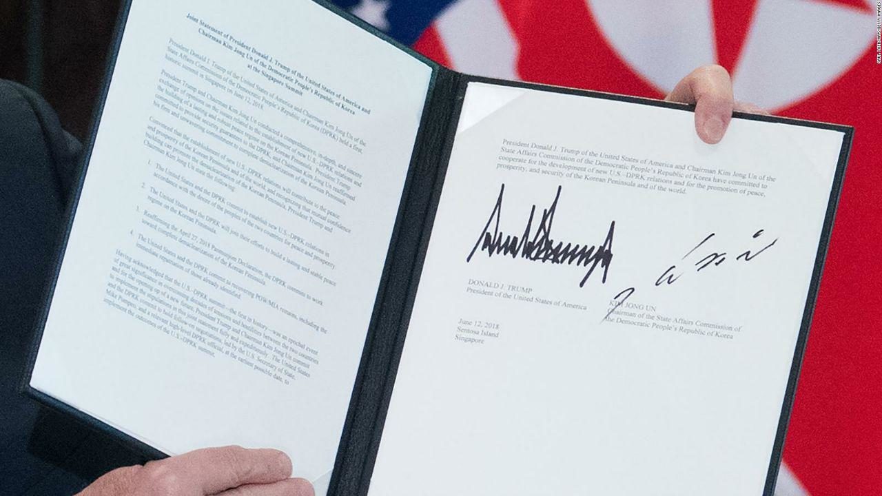 امضای جالب رهبر کره شمالی پای سند توافق با آمریکا (عکس)
