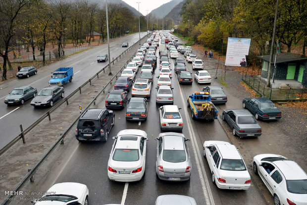 ترافیک در همه محورهای منتهی به تهران و شمال کشور